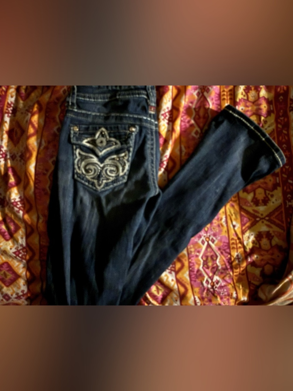 Trademark Embroidered Dark Blue Women’s Bootcut Jeans •Size 27•
